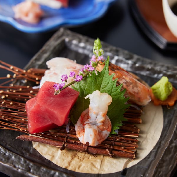 山形の恵みを盛り込んだ会席料理